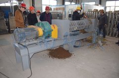 【签单】瑞奥与广州客户签订螺旋挤压脱水机